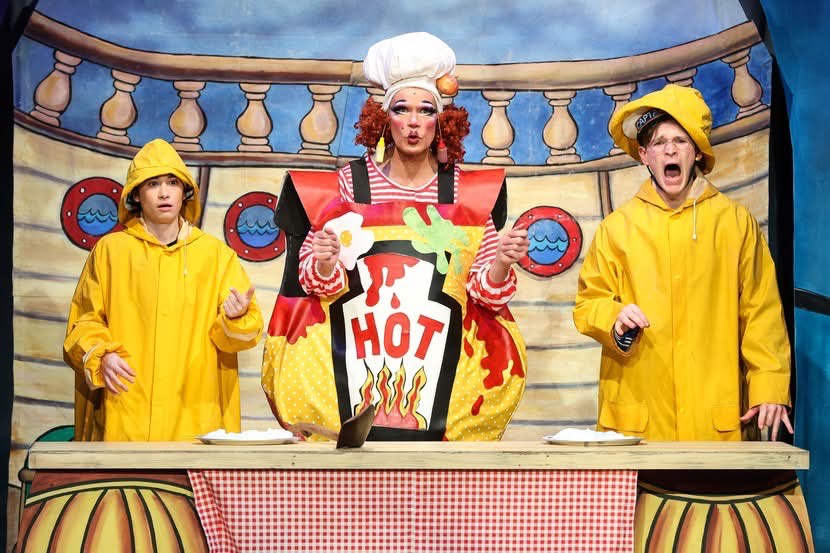 AlphaActors's tweet image. Our own Steven Finley on the right in Dick Whittington at The Regal Tenbury Wells till Dec  31st. #panto #seasonaltheatre #dickwhittington