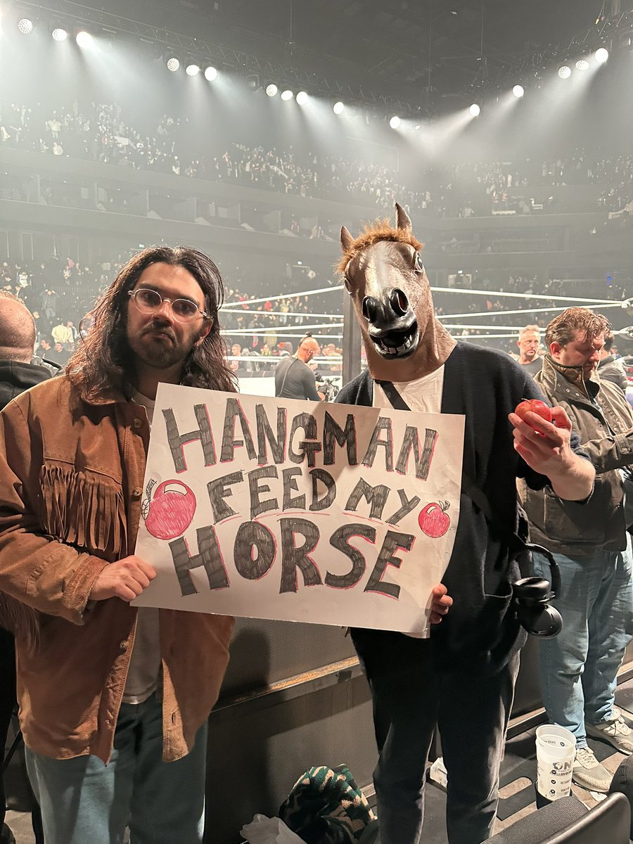 Darryl Edge Parody Account tweet media