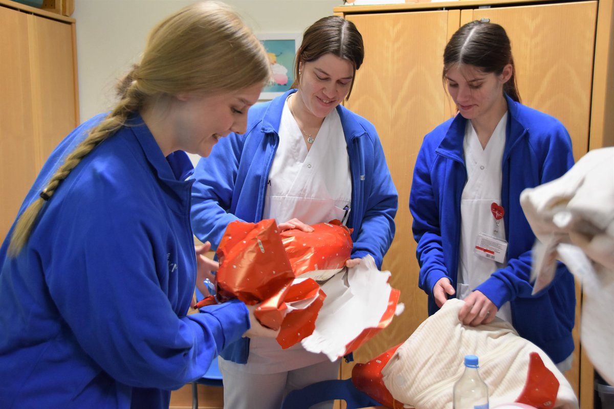 🎄 +++ 40 Jahre Weihnachtsspendenaktion der Polizei Münster +++🎁
🔗 Mehr Infos unter: muenster.polizei.nrw/presse/40-jahr…
—-
#Polizei #PolizeiMünster #Weihnachtsspendenaktion