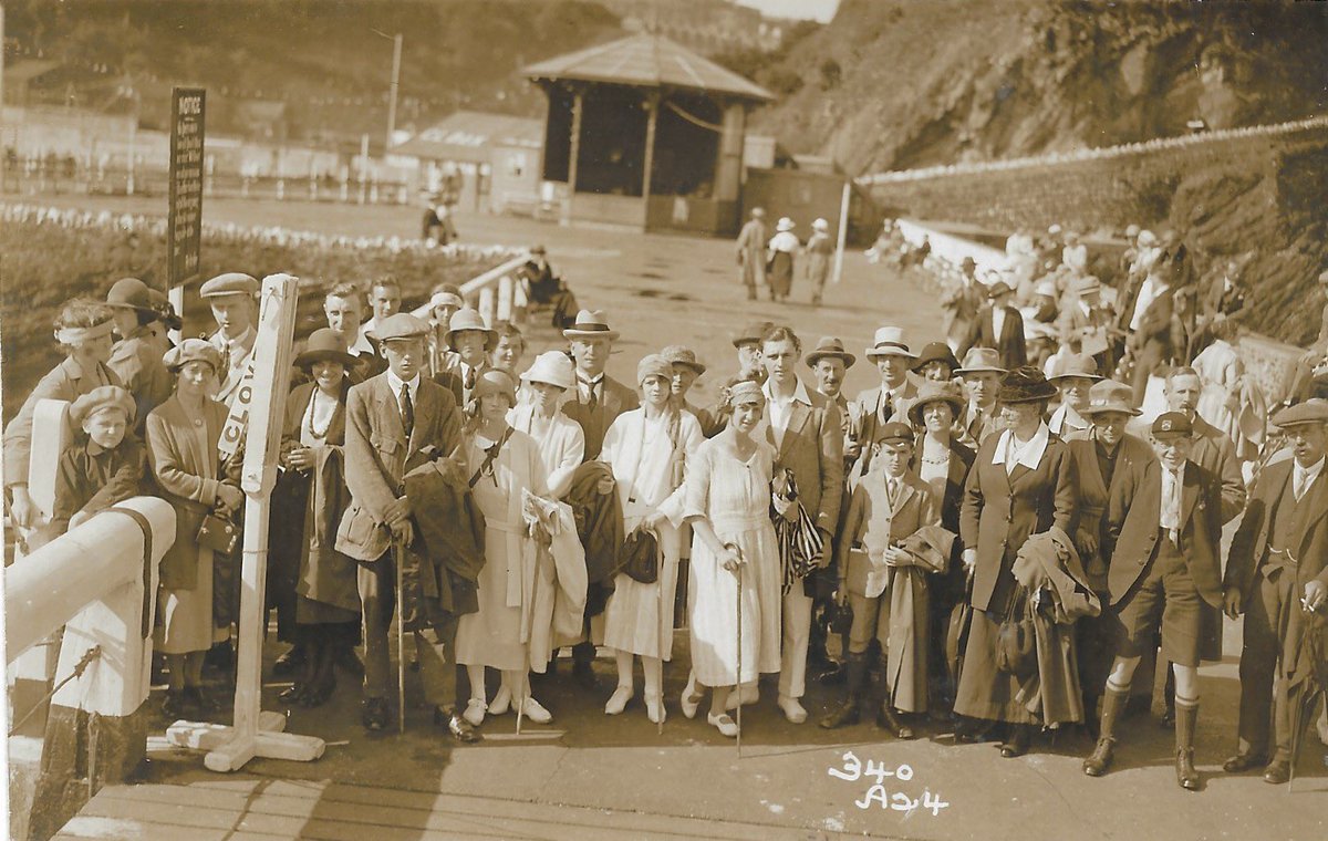 On this wet &amp; blustery day a reminder of Summer☀️Taken in 1923 but have no idea where🤔any ideas? It’s such a lovely clear photo, a recent addition to my collection from a friend😊#OldPostcard #OldPhotos #Seaside 🏖️#FamilyHistory