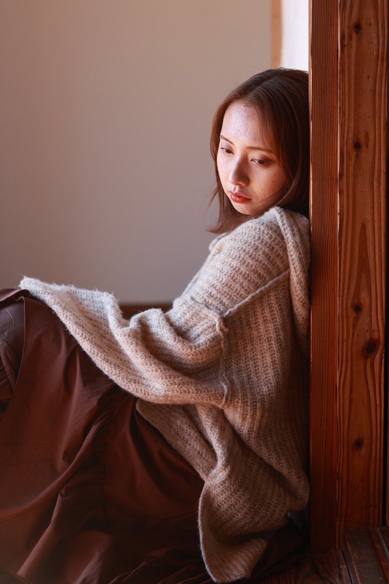 kumahage0813's tweet photo. 秋のフォトウォーク⑦

「 追 憶 」

モデル：ゆうか
(インスタ：@o5__uka)

#阿蘇
#古民家
#ゆたっと村
#YOLO交流撮影会
#熊本モデル
#ポートレート #portrait #portraitphotography https://t.co/6GCe1VQK0D