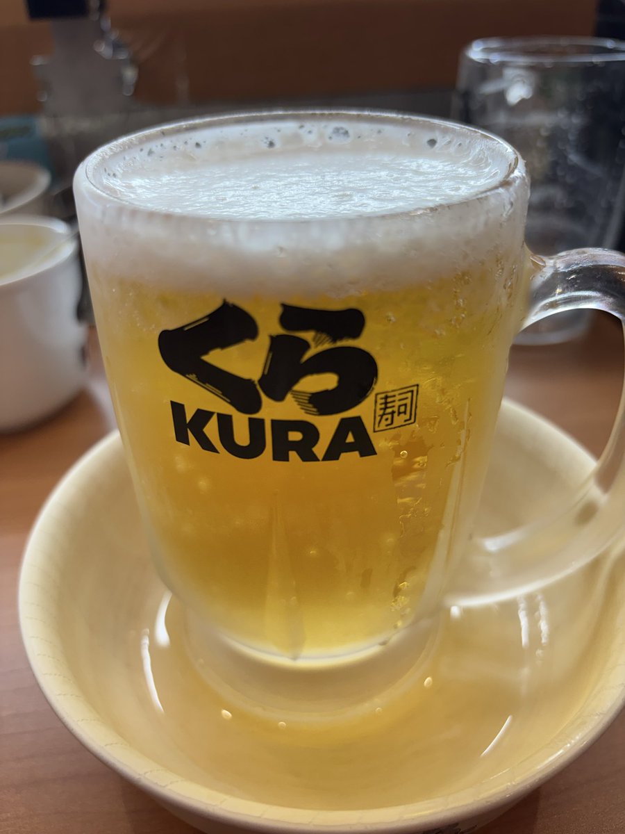 dorimi229's tweet photo. くら寿司どうした？
何があったん😕

ネタカピカピ！
茶碗蒸しはカスタードプリンくらい硬い😂まぁ、🍺の泡無しだけしか許せん！
ズワイ蟹の干物ですか？ https://t.co/eQfs7hIbsG