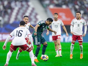 مرور نصف ساعة من مباراة السعودية الامارات لتحديد المركز الثالث والرابع من كأس العرب - ضغط متواصل ومحاولات للتسجيل من الأخضر.. والأبيض يعتمد على الهجمات المرتدة 