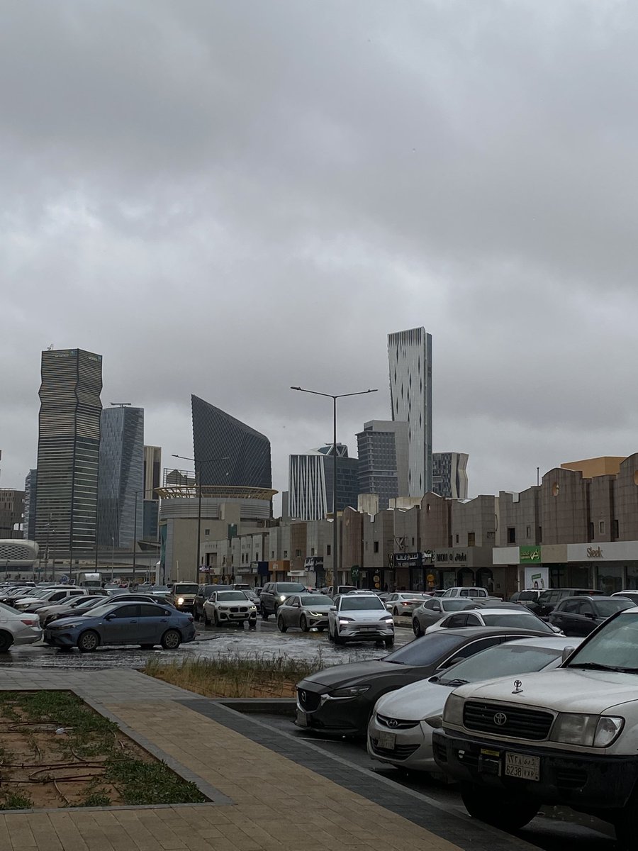 D7ASG's tweet image. 🌧️🤎