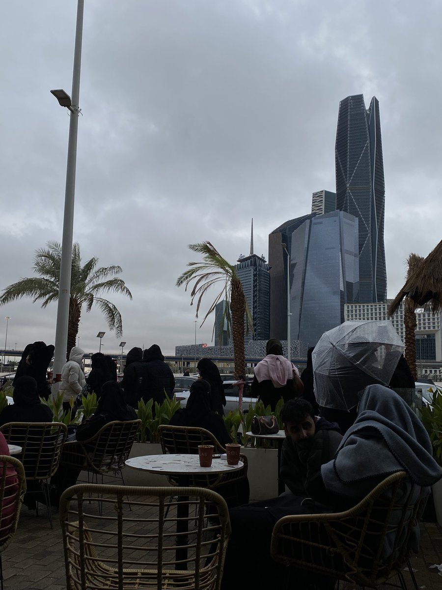 D7ASG's tweet image. 🌧️🤎