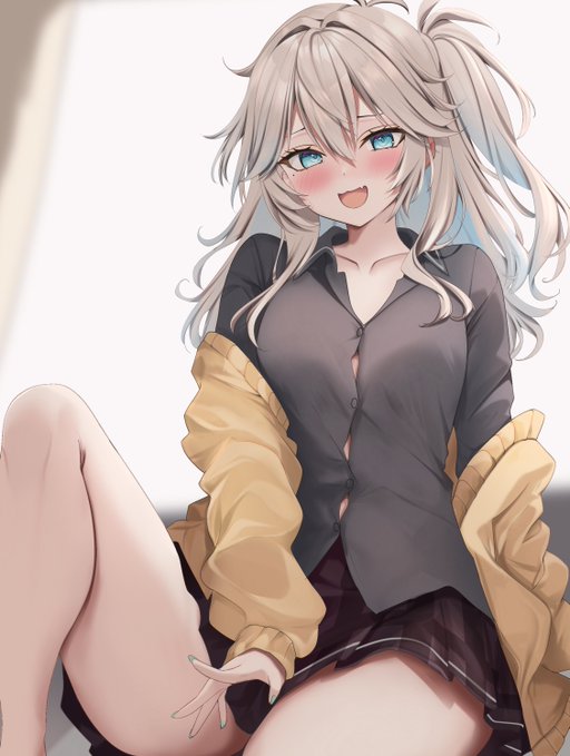 あ〜!!オタクくん今どこ見てたのかな〜?
ふふっ、オタクくんのえっち❤️

つむぎちゃんのお部屋で一緒に過ごしたい人生だっ… 