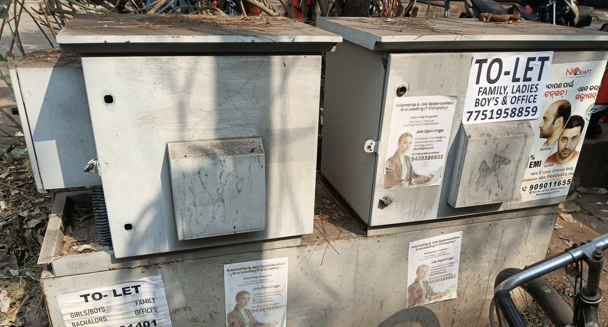 BSCL_BBSR's tweet photo. Kindly refrain from sticking bills or posters on BSCL's smart elements. Let’s keep our city clean, smart, and visually clutter free.
#SmartCityBhubaneswar #CleanCity #RespectPublicProperty https://t.co/HFCJChVH9J