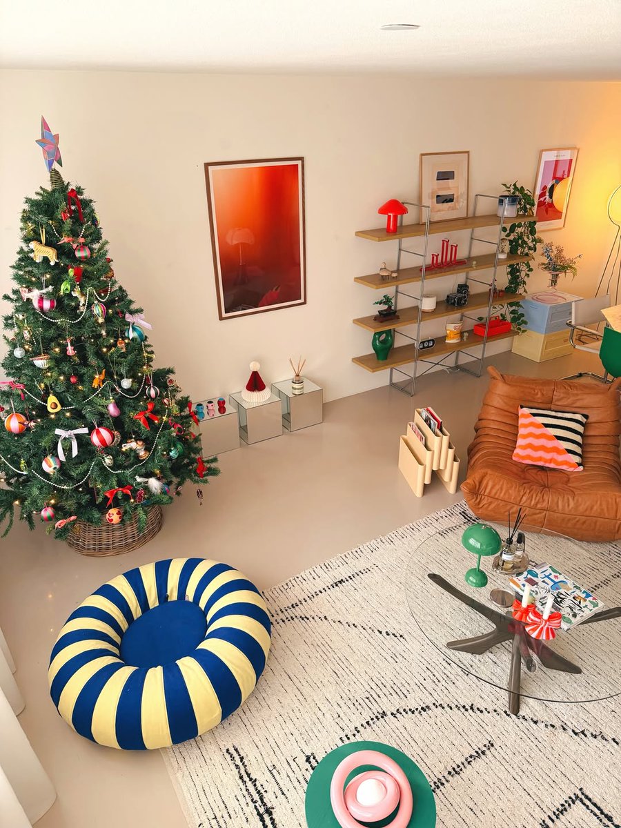 interiorsuckerr's tweet photo. https://t.co/8mmFMA0GQz
