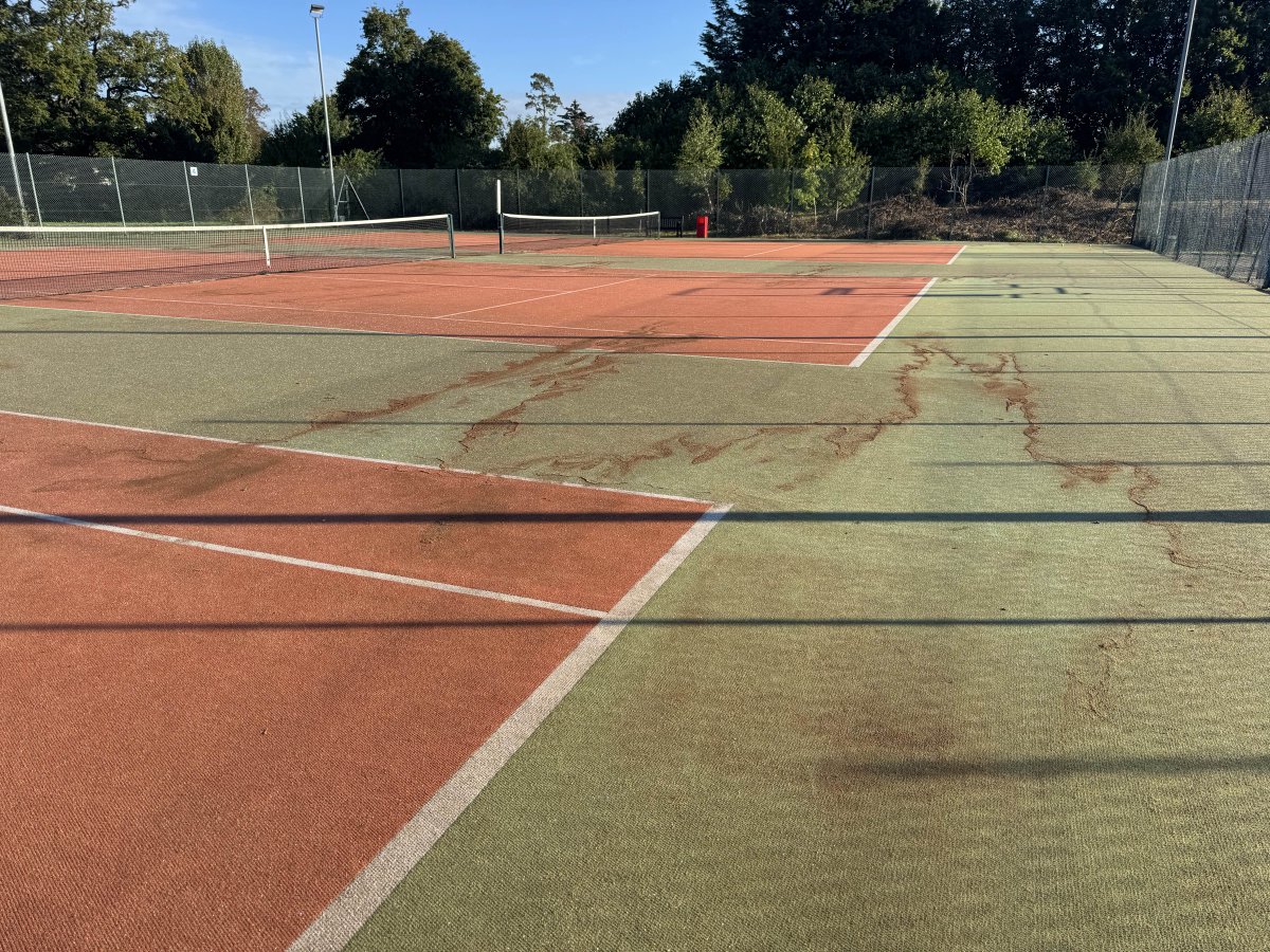 cainmarkings's tweet photo. Call out to investigate flood damage to a sports club https://t.co/CdRsyMkea0