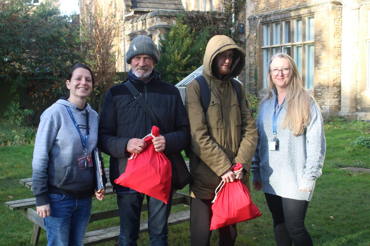 lightprojectpb's tweet image. Thank you to @KingsGateUK who put together Christmas bags for our guests who are currently using our Emergency Night Shelter pods. The bags are full of festive treats and goodies to put smiles on the guest's faces. 🎁💛

#Donation #Christmas #Peterborough #Charity