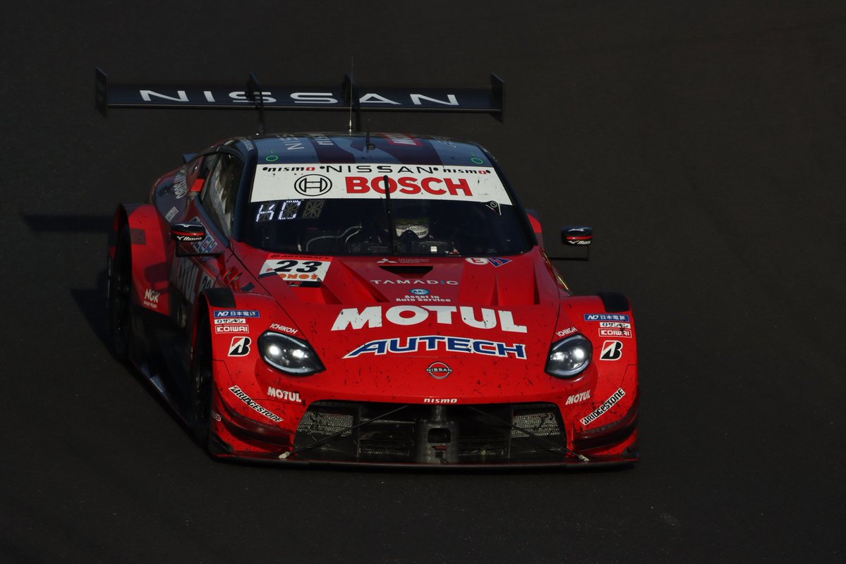 2025年モデル23号車MOTUL AUTECH Z スパーク1/18と1/43ミニカー 千代