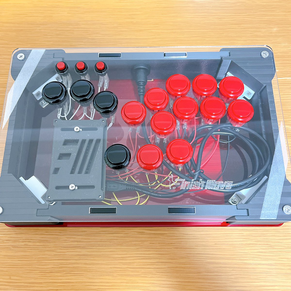 FinishMoveさんのこちらのキャンペーンでレバーレスアケコン当選しま