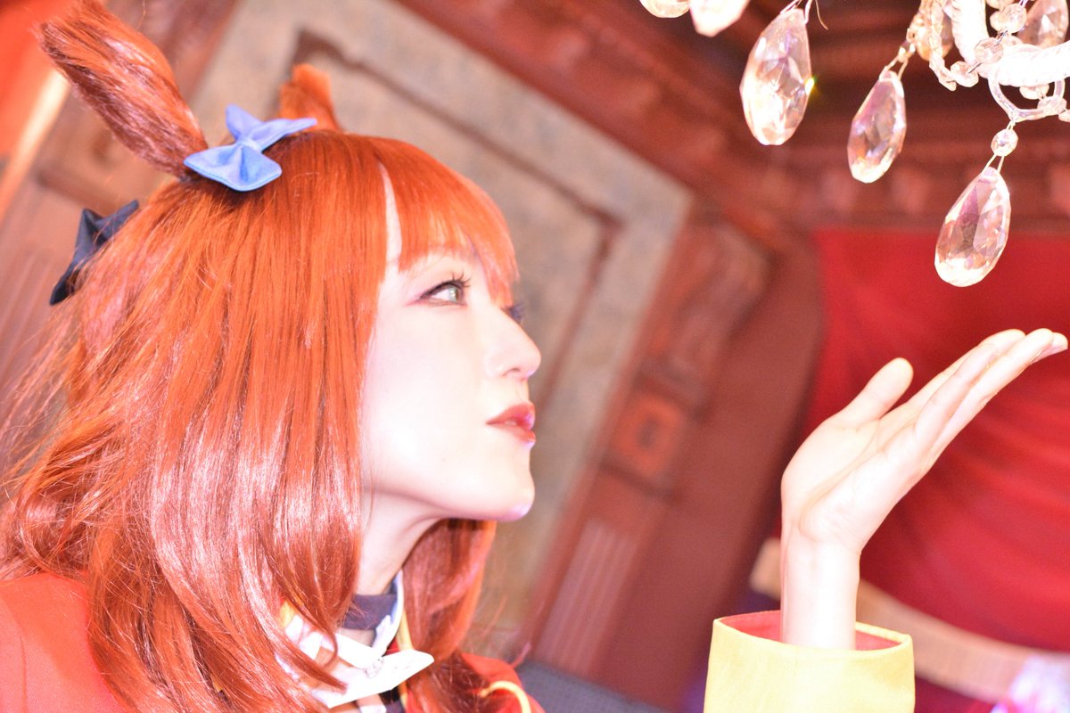 横顔さえも美しい…🥺❤️ おててもとても綺麗ですね🥺