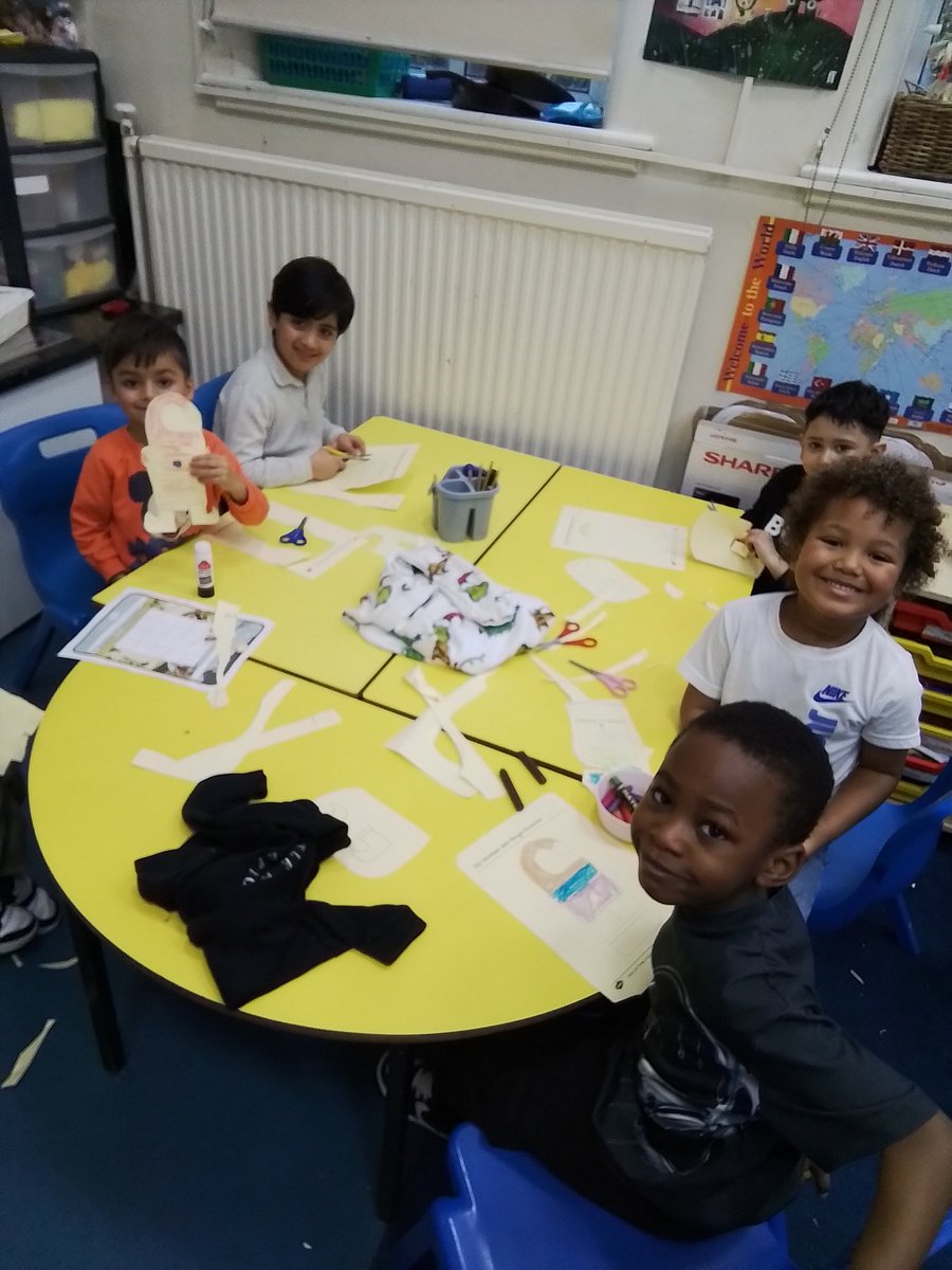 Class 1F tweet media