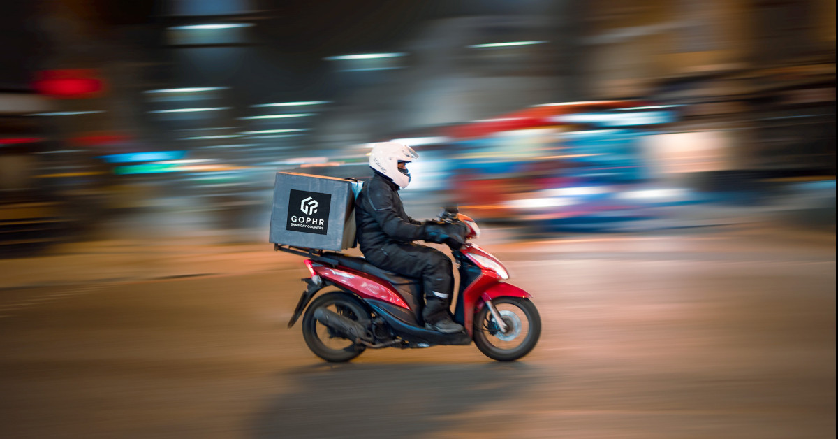 Christmas delivery volumes to peak on 19th December, finds Gophr
businessvans.co.uk/courier-last-m…