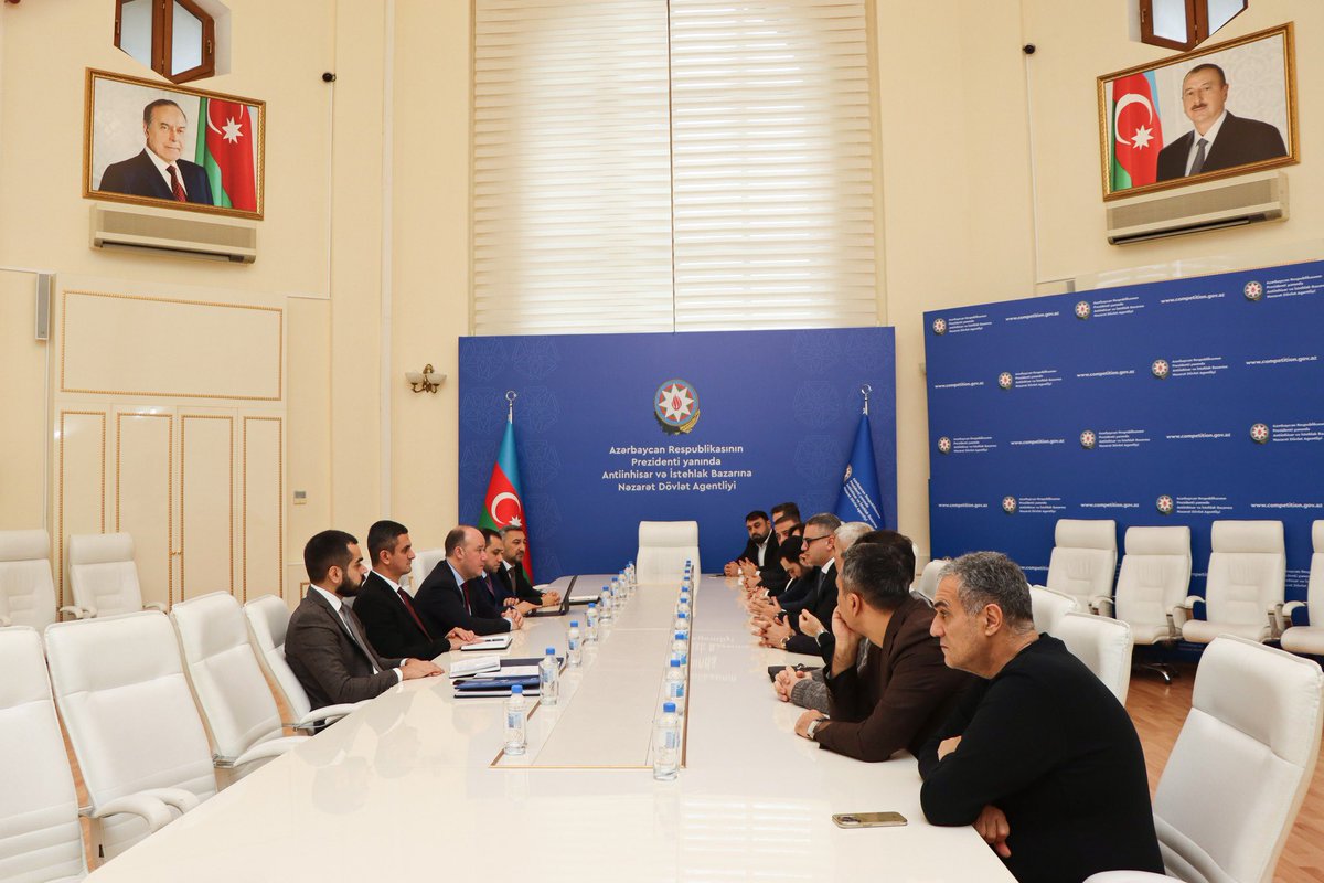 istehlakEkspert's tweet image. Azərbaycan Respublikasının Prezidenti yanında Antiinhisar və İstehlak Bazarına Nəzarət Dövlət Agentliyində Azərbaycan Zərgərlər Assosiasiyasının nümayəndə heyəti ilə görüş keçirilib. 

Ətraflı – ekspertiza.az/post/meeting-j…

#Antiinhisar #CompetitionGovAz