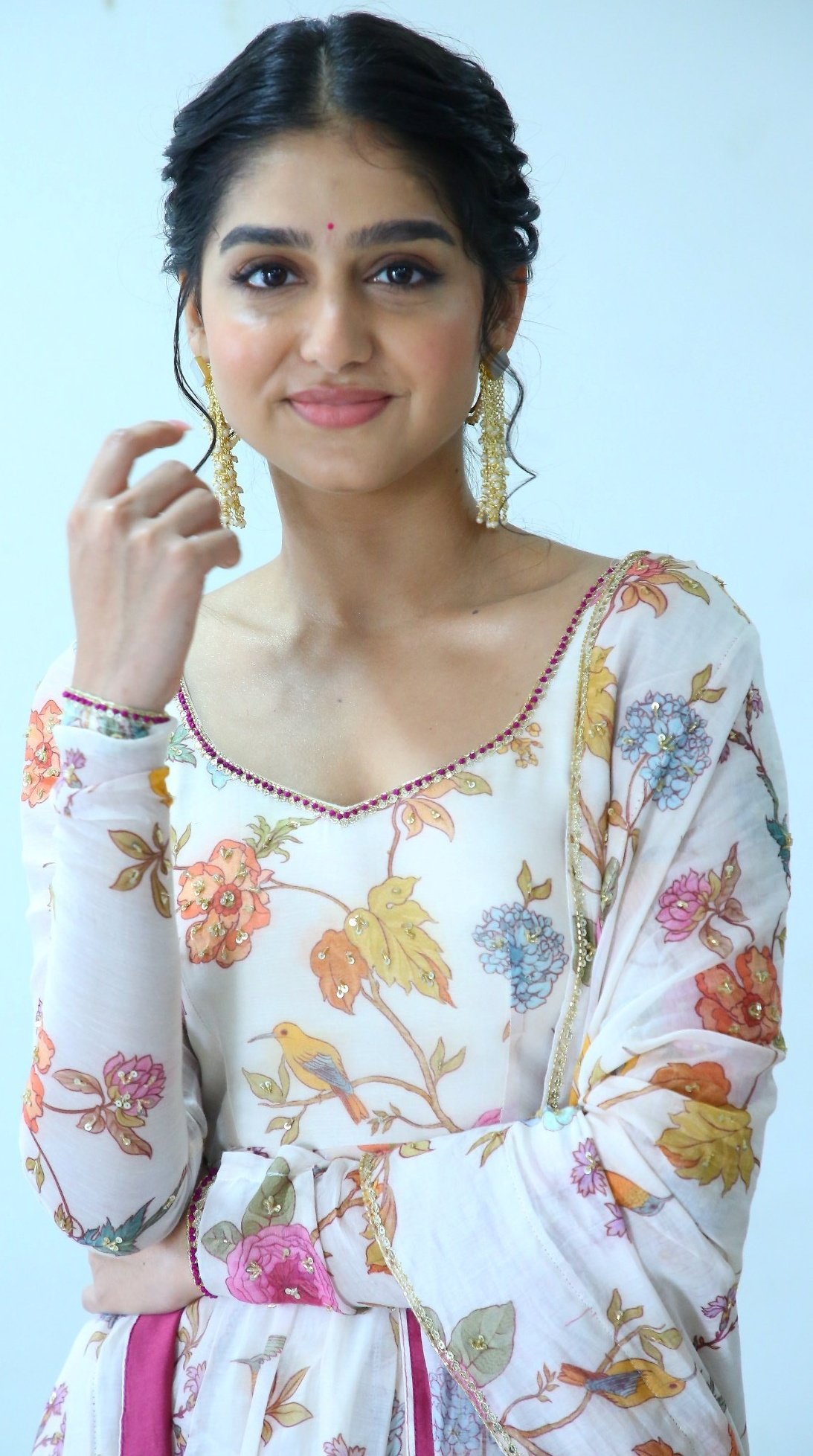 Anaswara Rajan – Biography, Age, Movies, Family, Net Worth & FAQs | iiQ8 Hot Mallu Heroine 