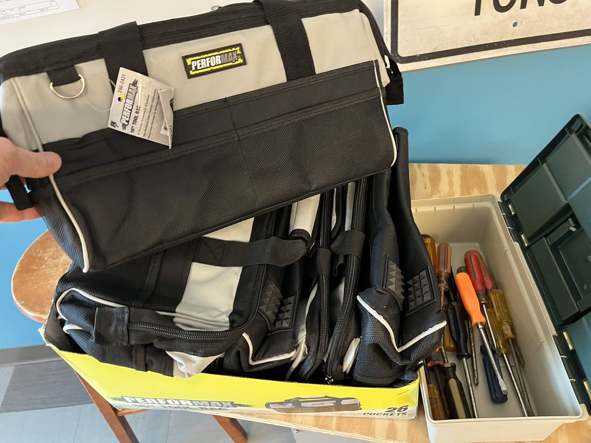 dailySTEM Chris Woods tweet media