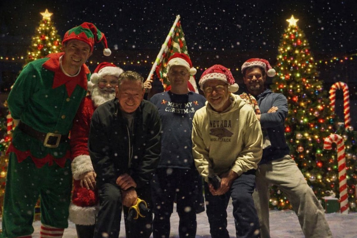 F3Strut's tweet image. 6 pax for a surprise Q by Kitten. Exercises were completed “by the book”. The pax really got into the Christmas spirit since the park was decorated up for the occasion. Go make it a great day. @F3LakeMurray