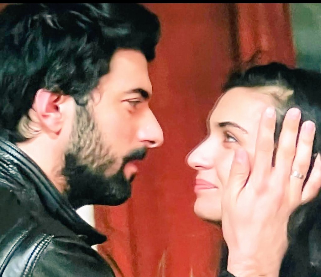 Martine ❤️🔥
#EnginAkyürek 
#TubaBüyüküstün  #EnTu
#ElifOmer
#SançarMavi