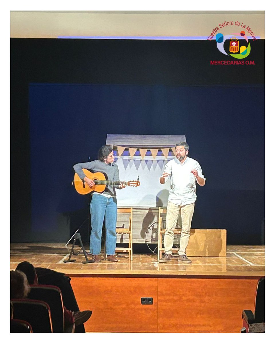 🎭 Ayer, gracias al AMPA, el Teatro Valiván llenó de magia el salón de actos con una función para Infantil. Hoy será el turno de 1º, 2º y 3º de Primaria. ¡Gracias al AMPA por acercar la cultura y la ilusión a nuestros alumnos! ✨