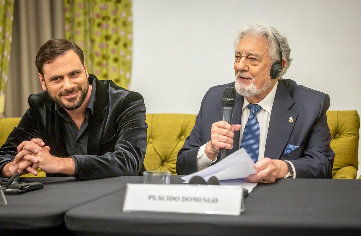 VirtuososTalent's tweet image. @PlacidoDomingo , HAUSER &amp;amp; @dimash_official unite for a once-in-a-lifetime concert in Budapest and a press conference was held yesterday. 
Dimash shared a message, and the video will be published on Dec 19 on Virtuosos YouTube. 

8 Apr 2026 
Tickets: broadwayticket.jegy.hu/program/doming…