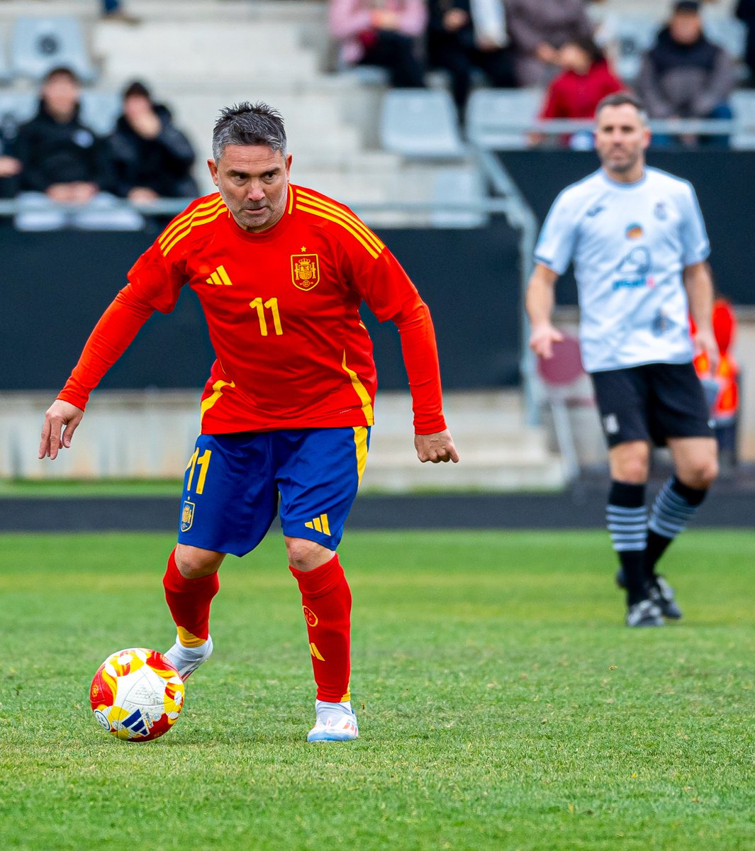 Leyendas España tweet media