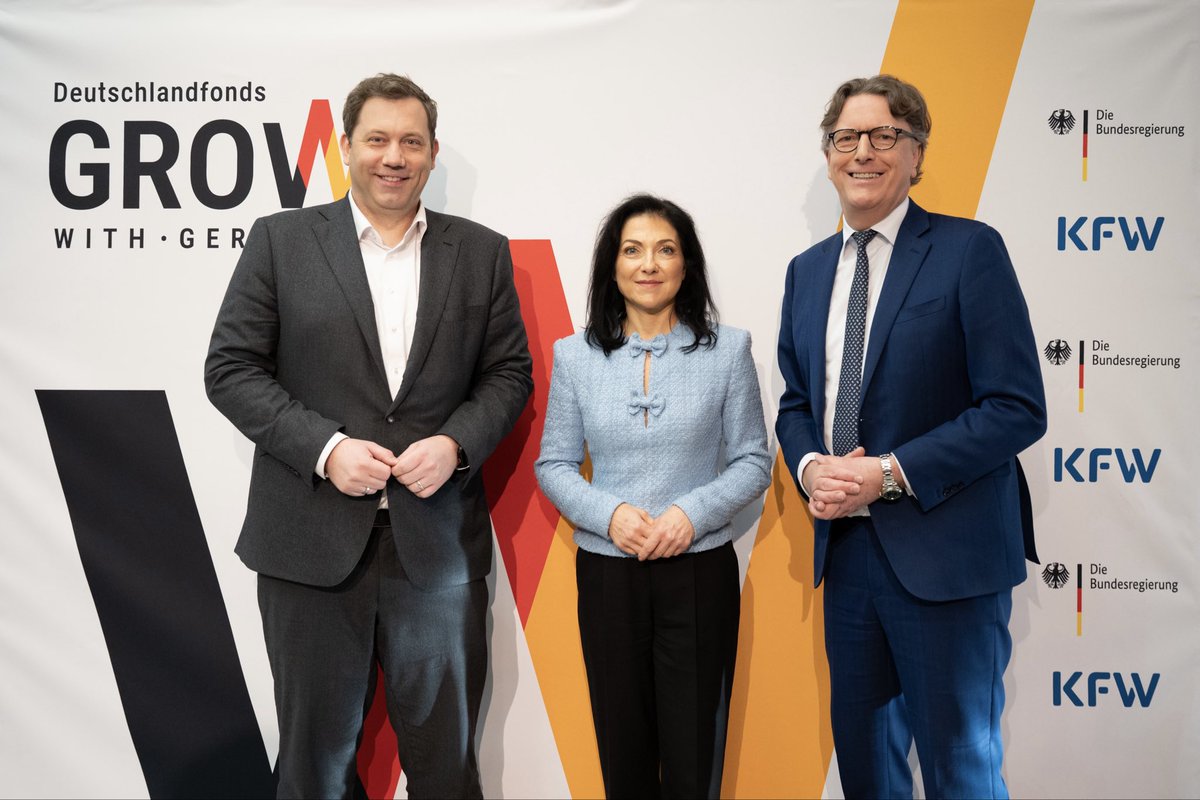 Wir mobilisieren private Investitionen mit dem #Deutschlandfonds. „Für viele Investoren ist Deutschland ein attraktiver Standort. Sie sehen die Innovationskraft und die hochqualifizierten Arbeitskräfte, die wir haben. Für diese Investoren schaffen wir mit dem Deutschlandfonds