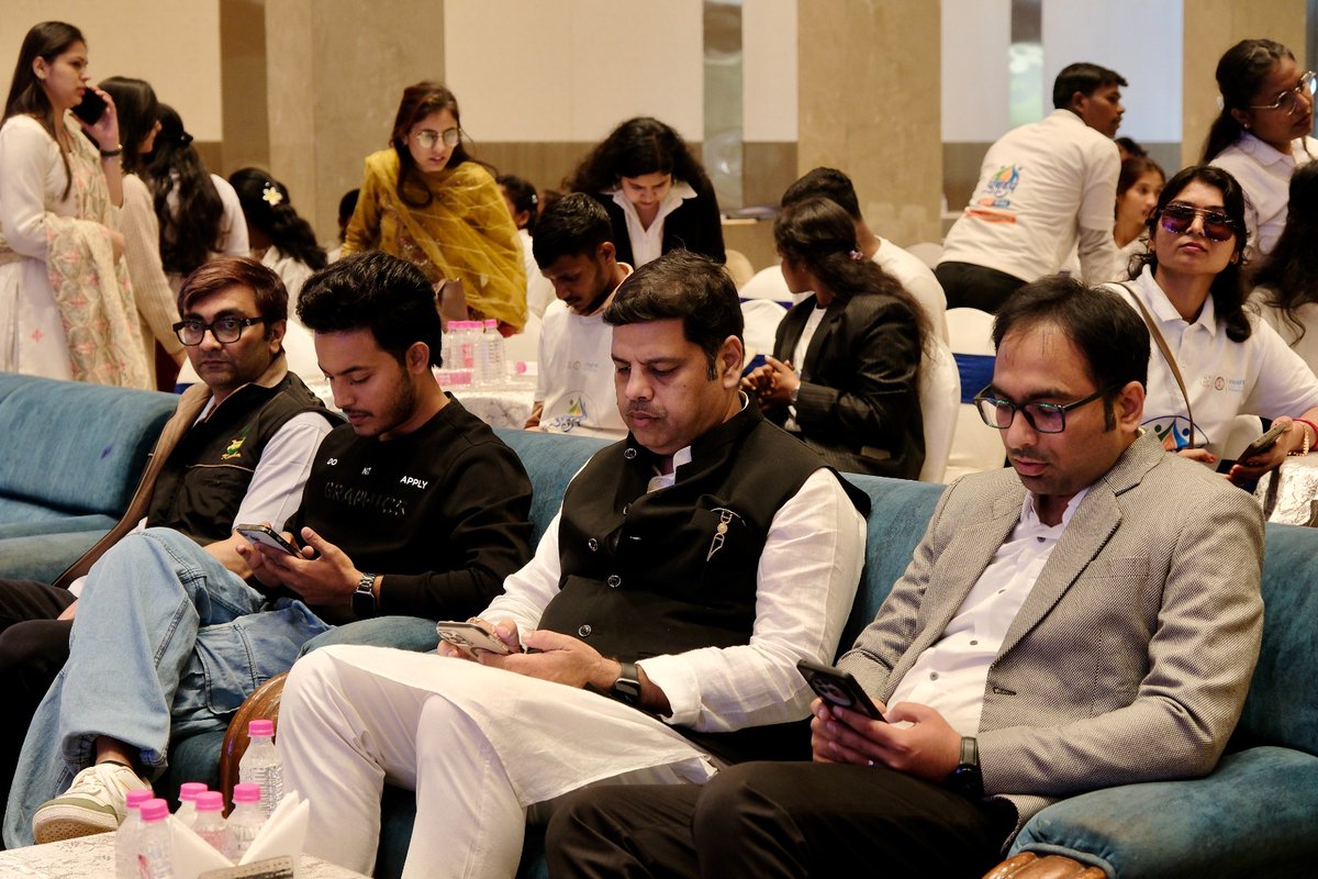 ChhattisgarhABC's tweet image. #NoniJohar4 begins today
With the participation of eminent dignitaries and thought leaders, youth volunteers across the state come together to share experiences, learn collectively, and strengthen their commitment to social transformation.

#YouthLeadership