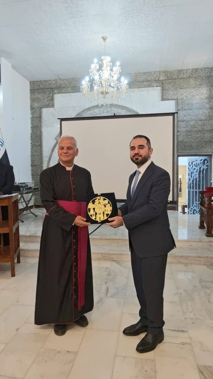 بالصور.. رئيس ديوان أوقاف الديانات المسيحية والايزيدية والصابئة المندائية يعيد افتتاح دير مار أوراها التاريخي للكلدان في نينوى العراق قناة الاولى العراقية تابعونا عبر التردد التالي | نايل سات 10971-أفقي #رسالتنا_عراقية 