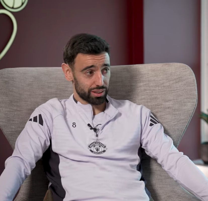 UtdDistrict's tweet photo. 🚨🎙️ | Bruno Fernandes' five-a-side team of the best players he played with:

▪️Pepe
▪️Juan Mata
▪️Paul Pogba
▪️Cristiano Ronaldo
▪️Antonio Di Natale

[@RioMeets] https://t.co/MTKyLDkmTa