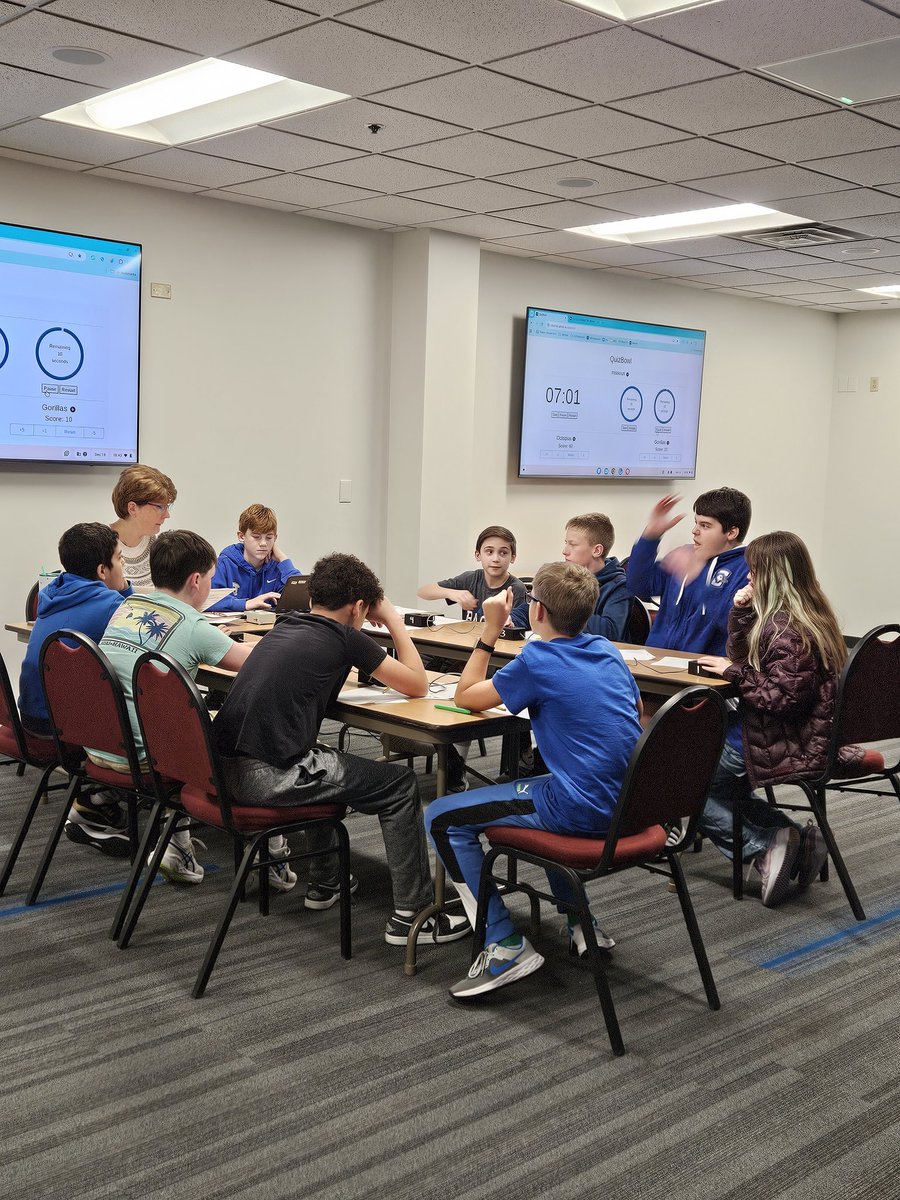 Miss Fitzgerald tweet media