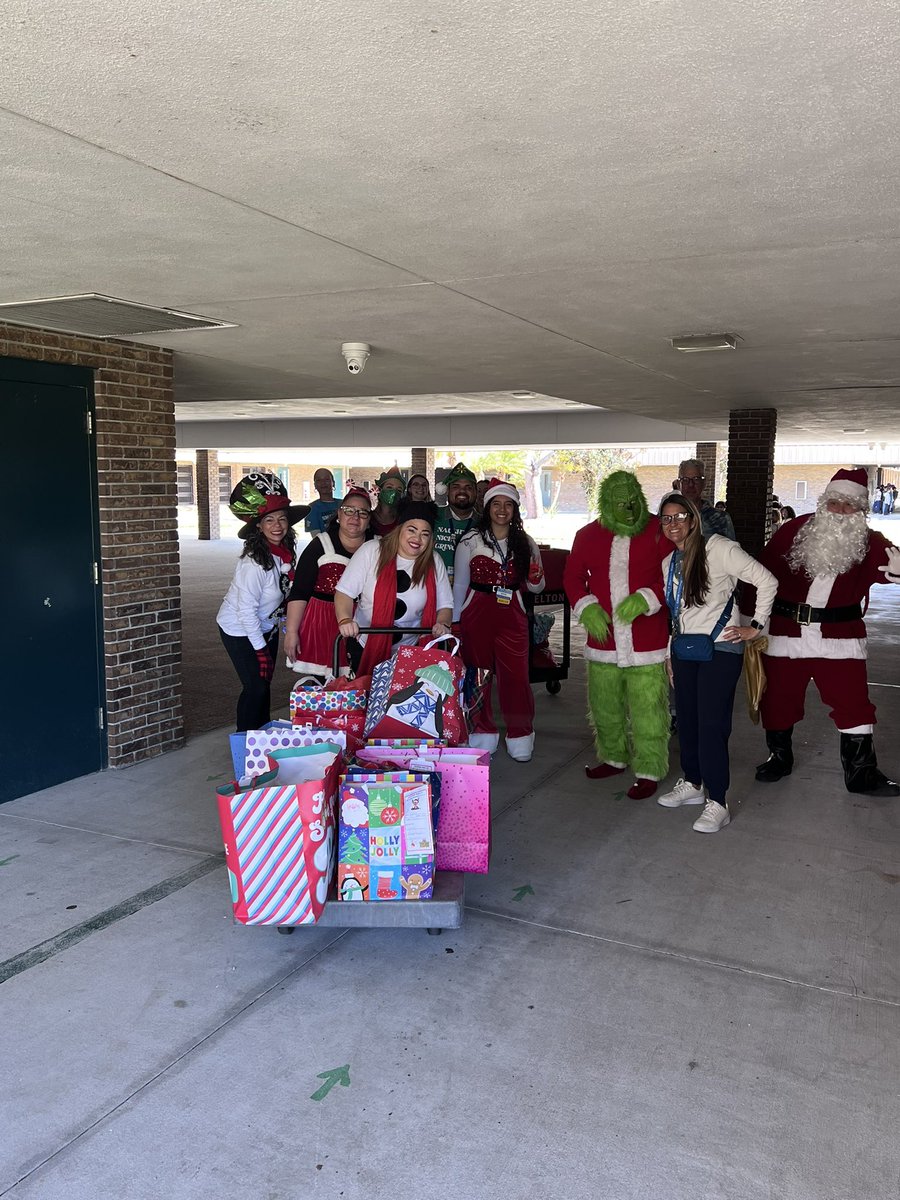 Seth Daub tweet media