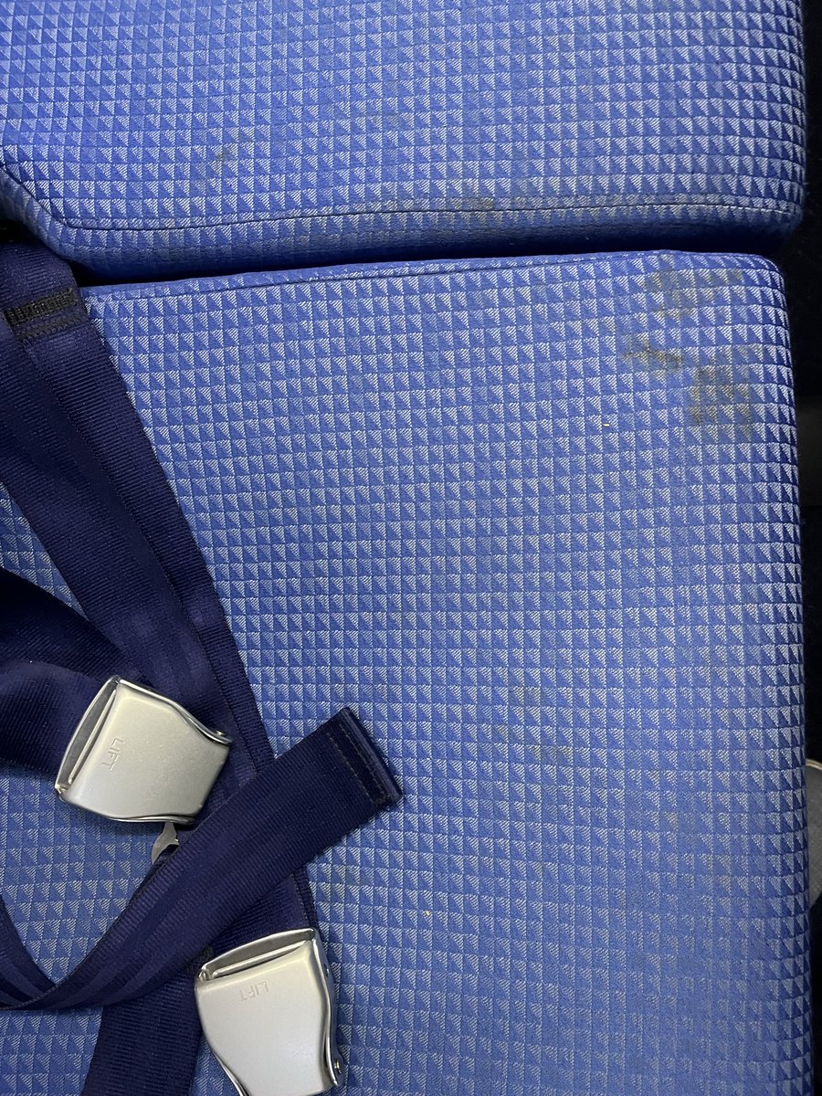 vikrant1809's tweet photo. @AirIndiaX Traveling by IX1163 from Bom to Gox. Flight delayed by more than an hour and this is the quality of cleanliness. Is it plain disregard to accountability towards passengers or what? https://t.co/mANKdwSjTL