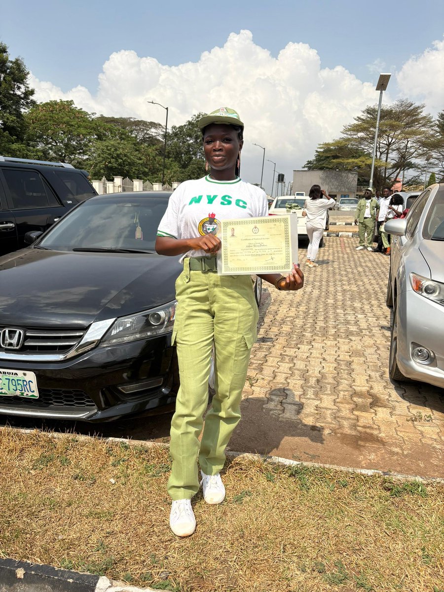 GnisselB_01's tweet photo. Congratulations to me ๐ฅณ๐ฅณ
It's my POP guysssss ๐ฅฐ๐ฅฐ
#Excorper #ibadan #oyokopa https://t.co/c34nvZYeIh