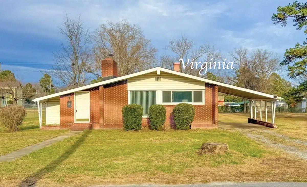 oldhouseunder50's tweet image. #MidCentury #Ranch #Home in #Virginia on Over Half an Acre Ready for Creative Vision – $95K. oldhousesunder100k.com/mid-century-ra…
