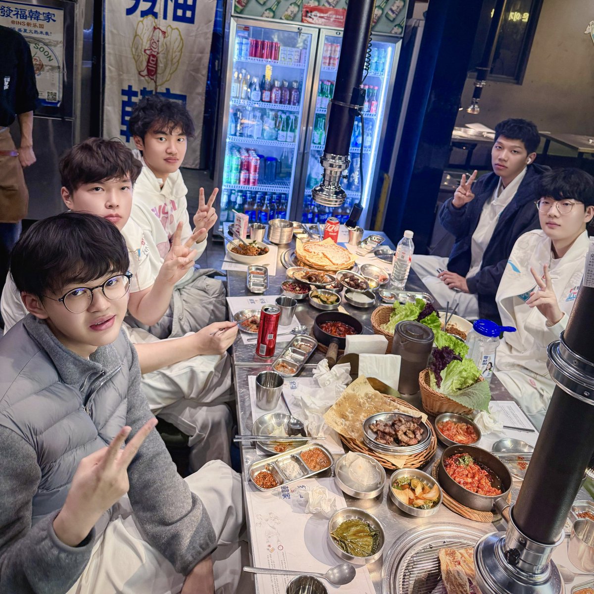 BilibiliGaming's tweet photo. late-night snacks～🥓 https://t.co/Ll7Xcm9j32
