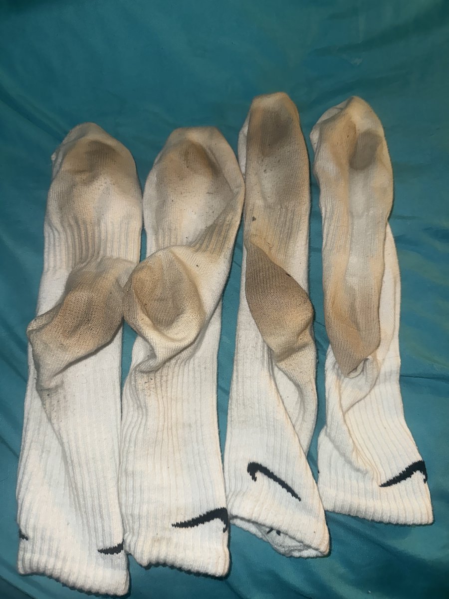 masterdex01's tweet image. These 2 nike pairs for sale🧦

Dm to buy 😵‍💫

Deal when buying both😈