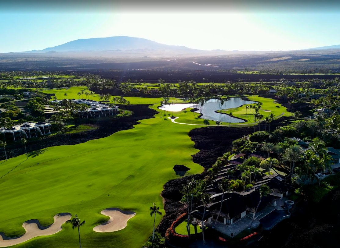 Step into a community shaped by the game and the beauty of the Kohala Coast. As a Mauna Lani Golf member, enjoy unlimited play on the North and South Courses, quick rounds on the Wikiwiki short course, preferred guest rates, and exclusive benefits throughout the year.