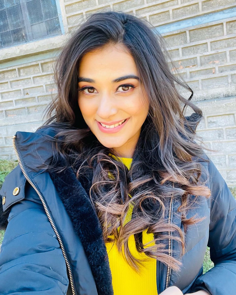StefyPatelFC's tweet photo. Stunning @StefyPatel 💙💛 https://t.co/7q80CXZ0OV