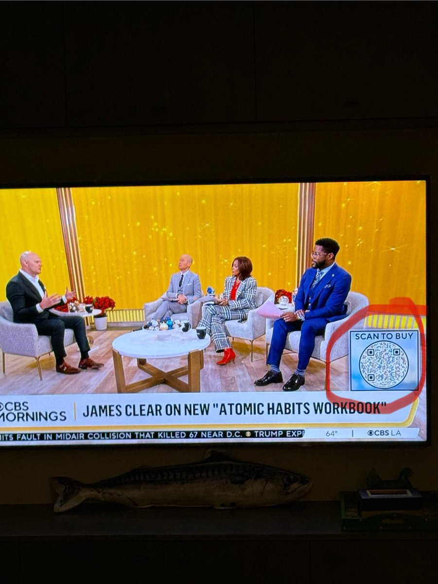 SlideAdjacent's tweet photo. I love watching QVCBS https://t.co/QNBtqYuvaQ