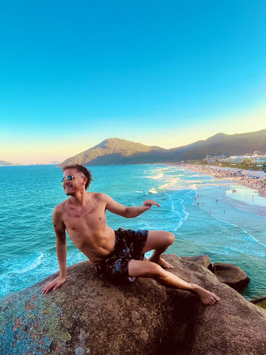 Necesito pensar unas cositas justo ahí y así… ⏳