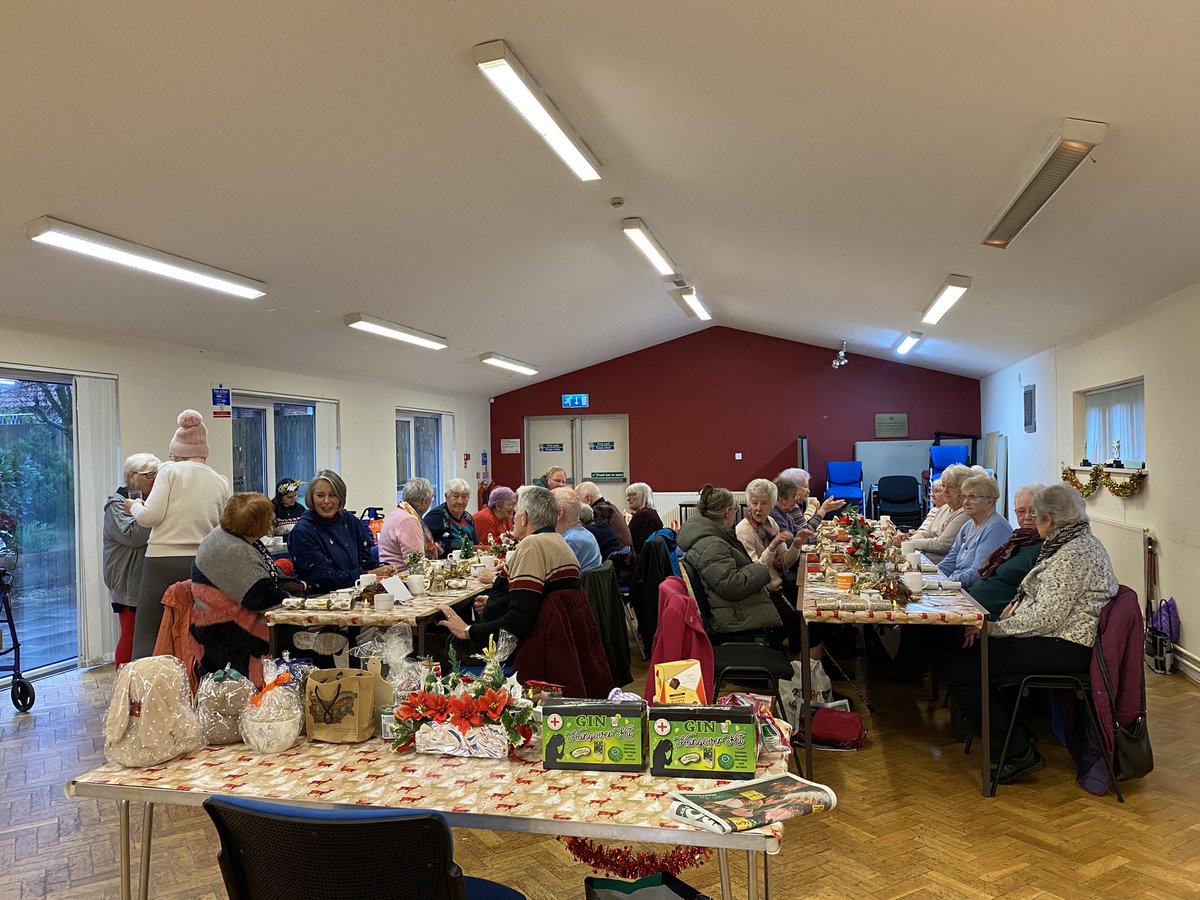 Thanks to Forever Manchester we could bring Age Well in Breightmet and our Thursday Club together for a big Christmas bash. 🎄#friendship #Christmas