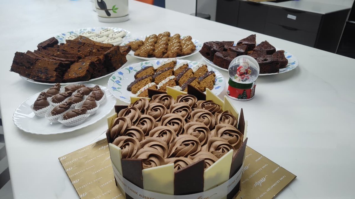 weka's tweet image. 🎉 We loved celebrating the holiday season with part of our team at WEKA’s Bengaluru office! 

Great food, lots of laughs, and even better company. Moments like these remind us it’s all about the people. Here’s to more celebrations and memories ahead.