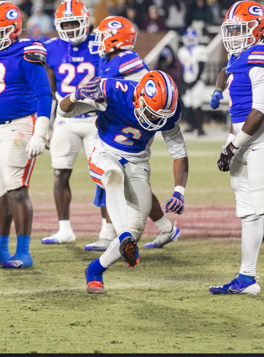 #SteppaSpotlight

The guy that does it all… had huge impact on O, D &amp; ST

Amijai Frederick (OLB / RB c’o 27)

Only started 7 Games at OLB

44 Tackles / 5 TFL / 2 PBU / 1 FF / 1 FR

297 All-Purpose Yards / 3 TDs / 6.2 YPC

Combined O/D Highlights… 🎥🎬
hudl.com/video/3/223162…