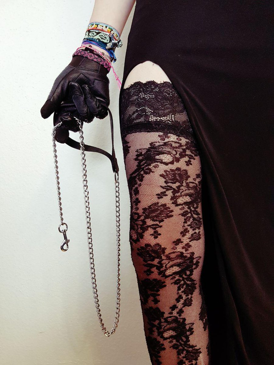 BloodyKitty_666's tweet photo. Ich bin live im MDD Chat 💬, bereit zum Abmelken 😈

Sklavenbewerbung

Chatte mit mir:

https://t.co/hQFwqjn8Z8

#findom #moneydom

@MoneyDomDir https://t.co/1JdlkVriSe