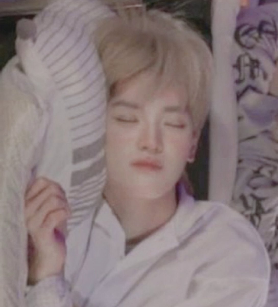 ลูกหมูอู้ดเค้งๆน้า  ໒꒰ྀིっ˕ -｡꒱ྀི১ zZ