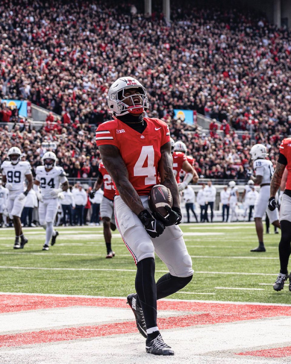 TheBuckeyeNut's tweet photo. BREAKING: Ohio State has three unanimous All-Americans in the 2025 season — the first time in program history this has ever happened. 

🌰Jeremiah Smith
🌰Kayden McDonald
🌰Caleb Downs

Congratulations!! https://t.co/3IEy9ulIZC
