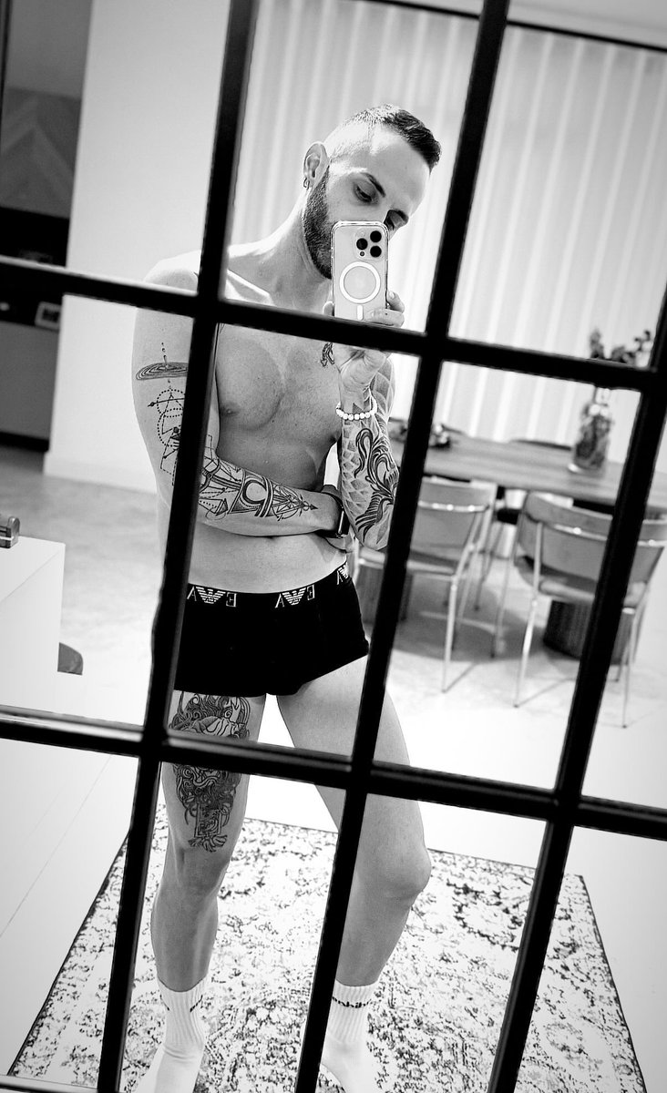 syncro90's tweet image. 🔲🔳🔲