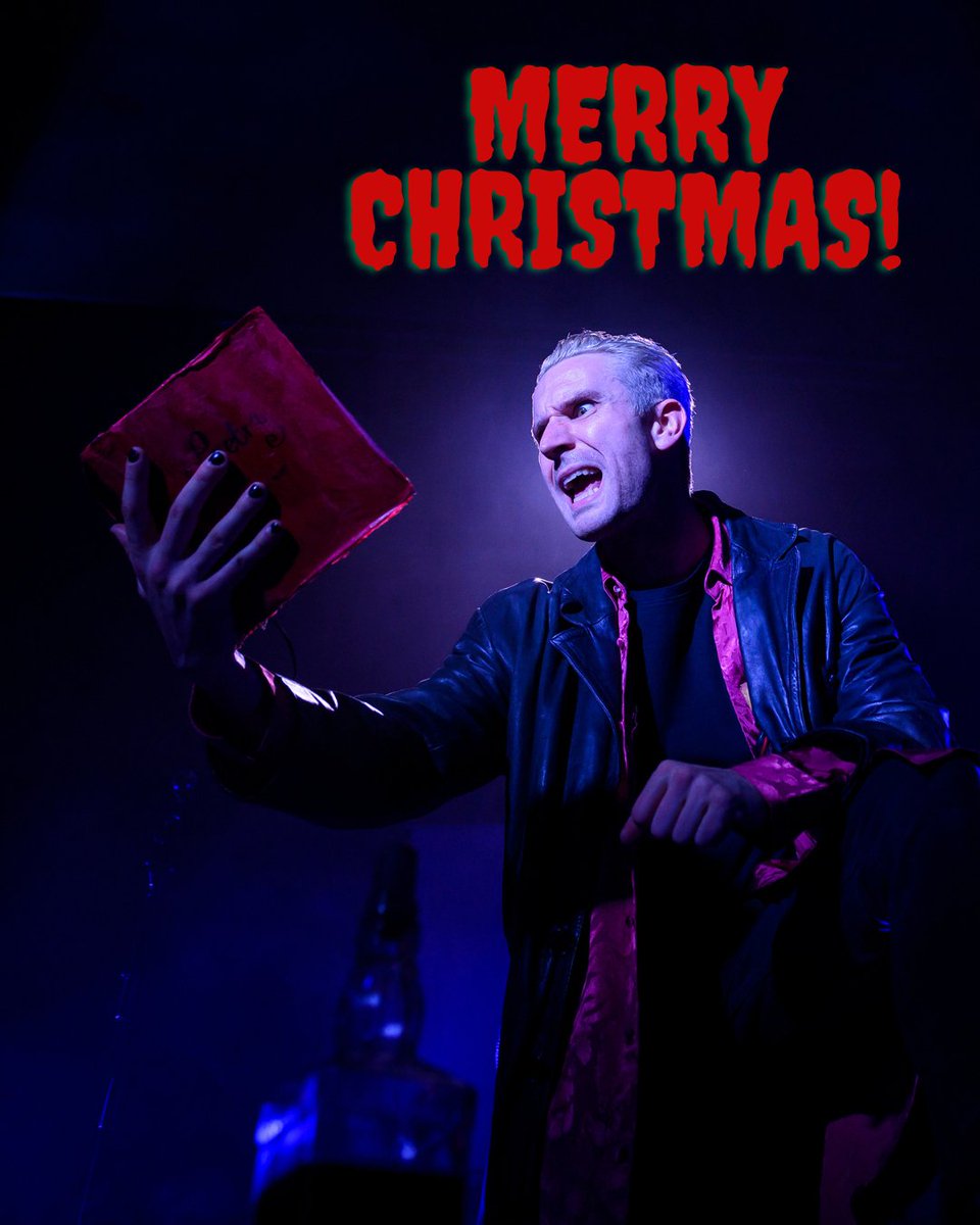 BuffyRevamped's tweet photo. Merry Christmas from the Buffy Revamped team! 🧛

PS - We've heard that Buffy Revamped tickets make great last minute gifts -  get yours now at https://t.co/W71rsw01e7 https://t.co/qysNRrUpuc